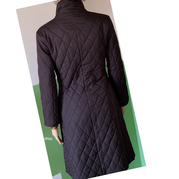 Authentic Burberry quilted jacket - Picture 12 of 16